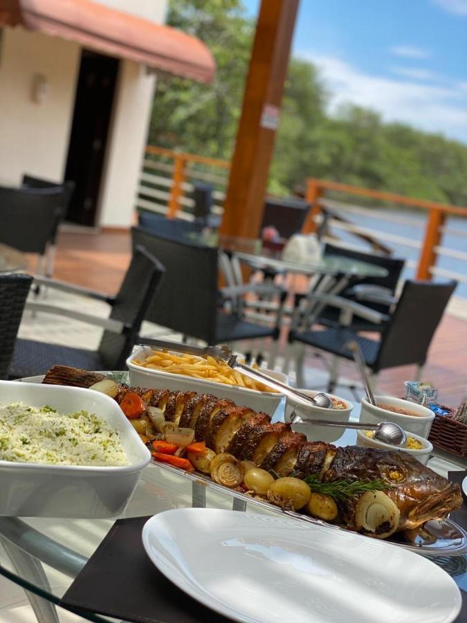 Vai Da Pesca Hotel E Marina Caraguatatuba Buitenkant foto